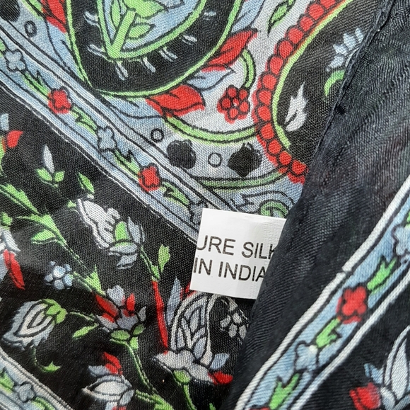 100% Silk Scarf Made and bought in India - Picture 3 of 5